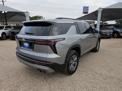 2024 Chevrolet Traverse LT