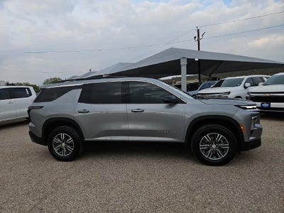 2024 Chevrolet Traverse LT