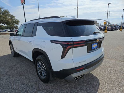 2024 Chevrolet Traverse LT