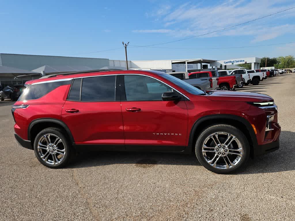 2027 Chevrolet Traverse LT