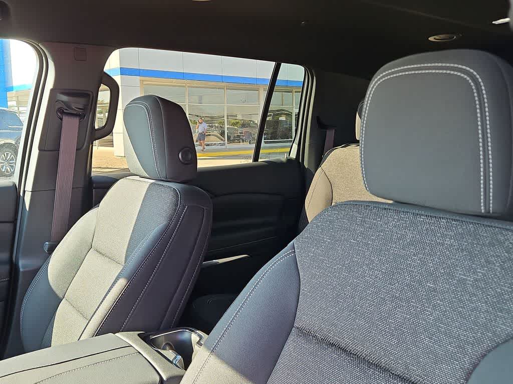 2026 Chevrolet Traverse LT - Photo 15