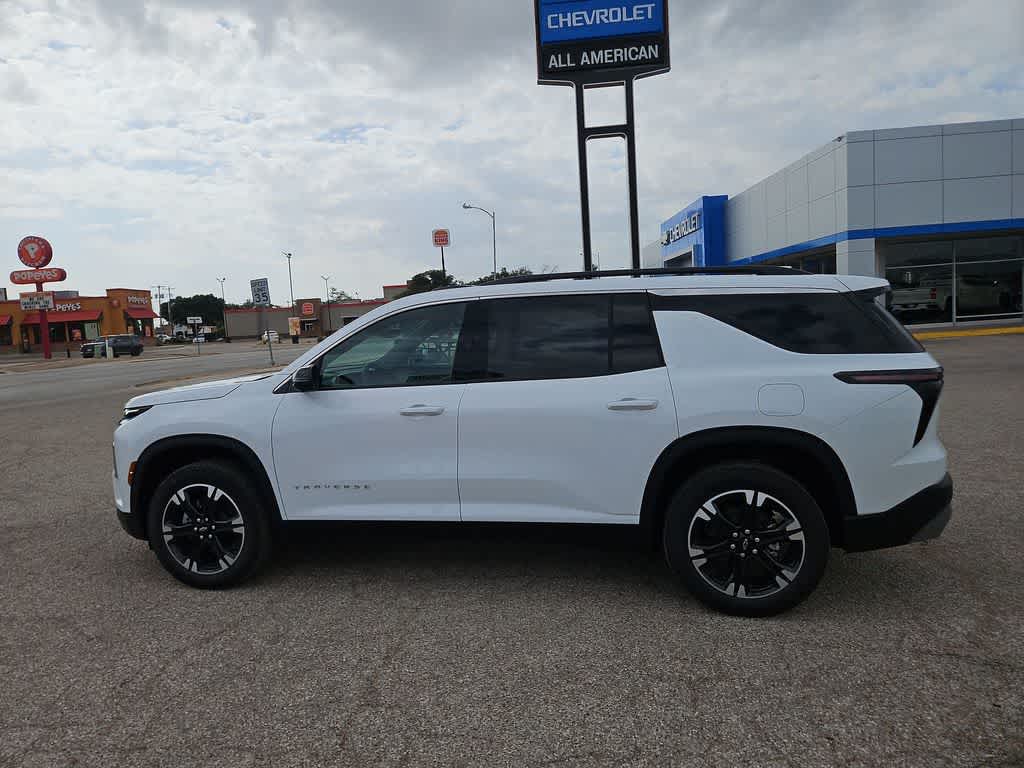 2027 Chevrolet Traverse LT