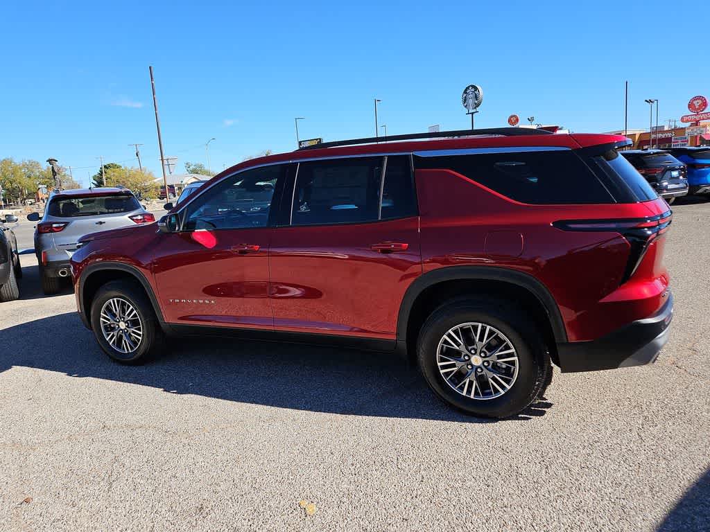 2025 Chevrolet Traverse LT