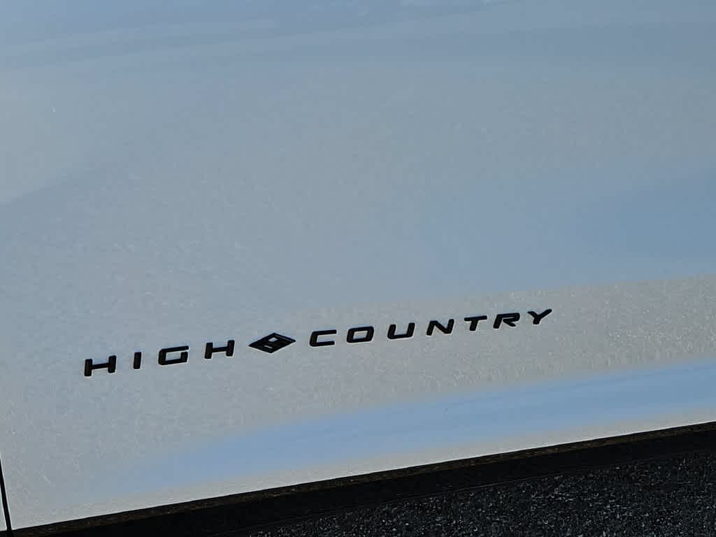 2027 Chevrolet Traverse High Country - Photo 11