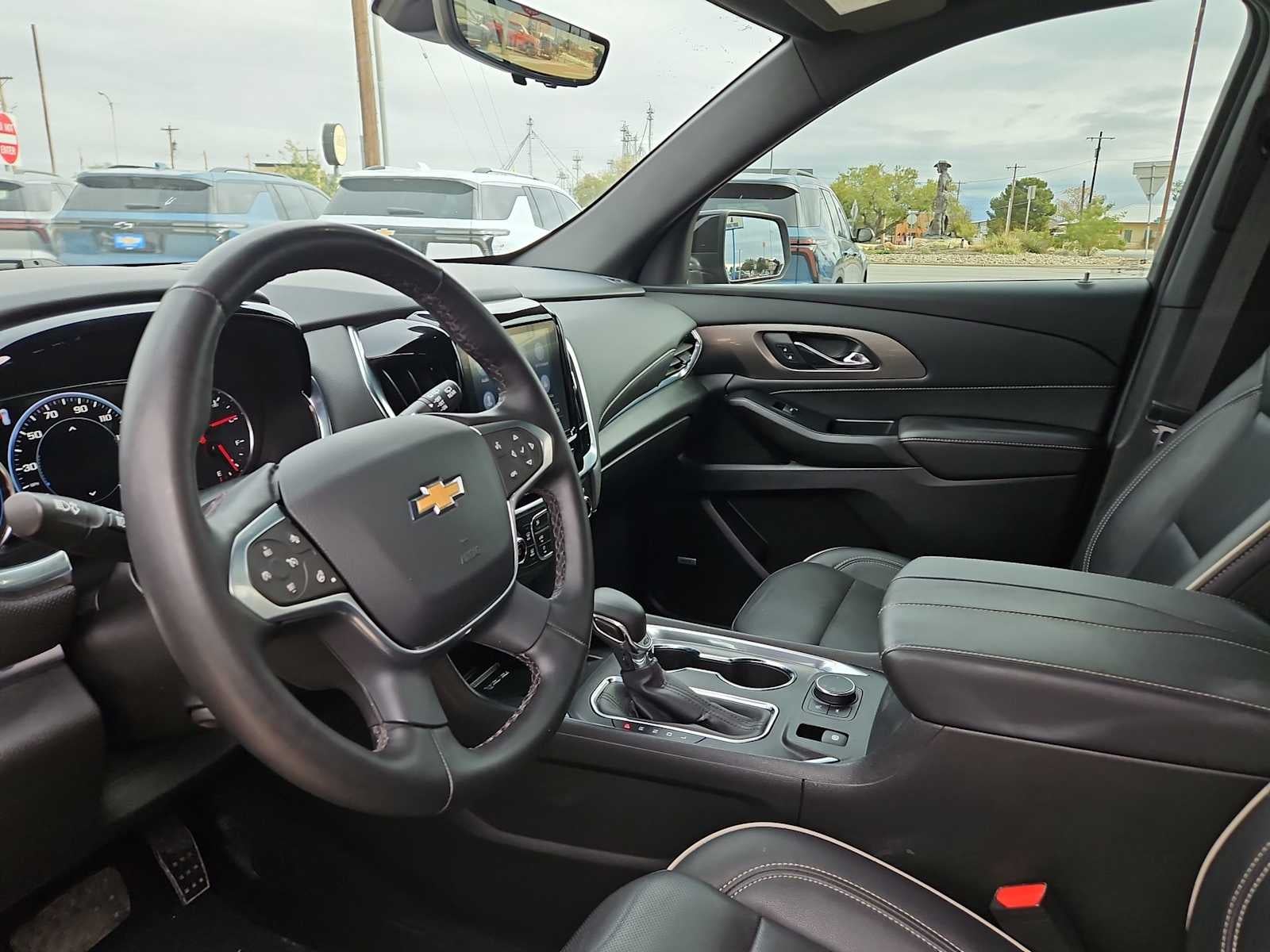 2023 Chevrolet Traverse Premier