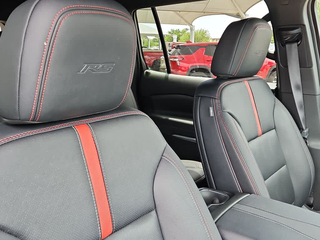 2025 Chevrolet Traverse RS