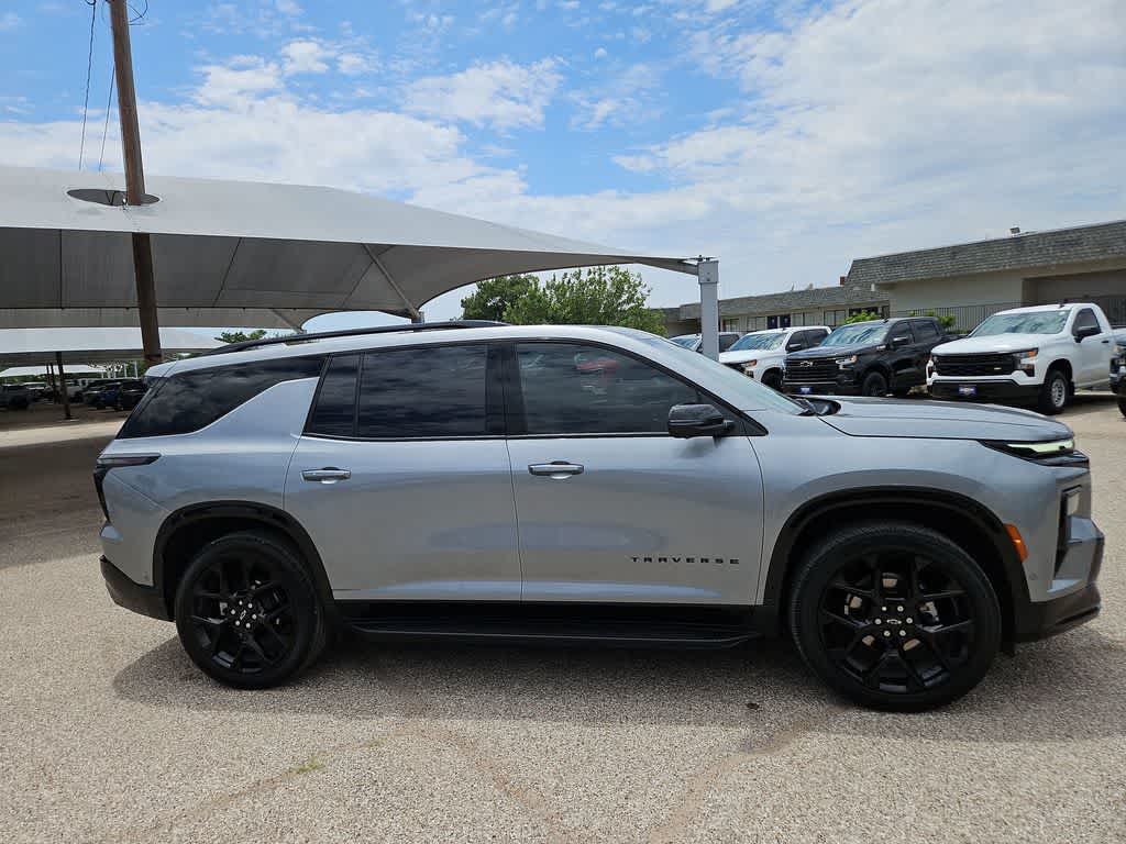 2025 Chevrolet Traverse RS