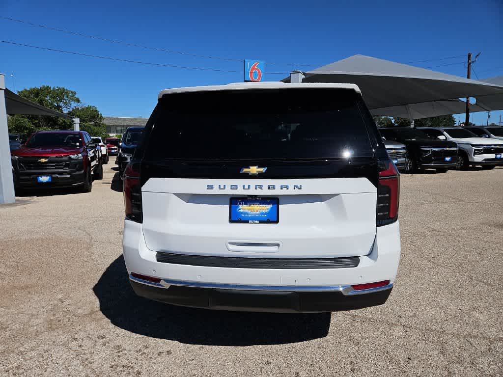 2027 Chevrolet Suburban LS