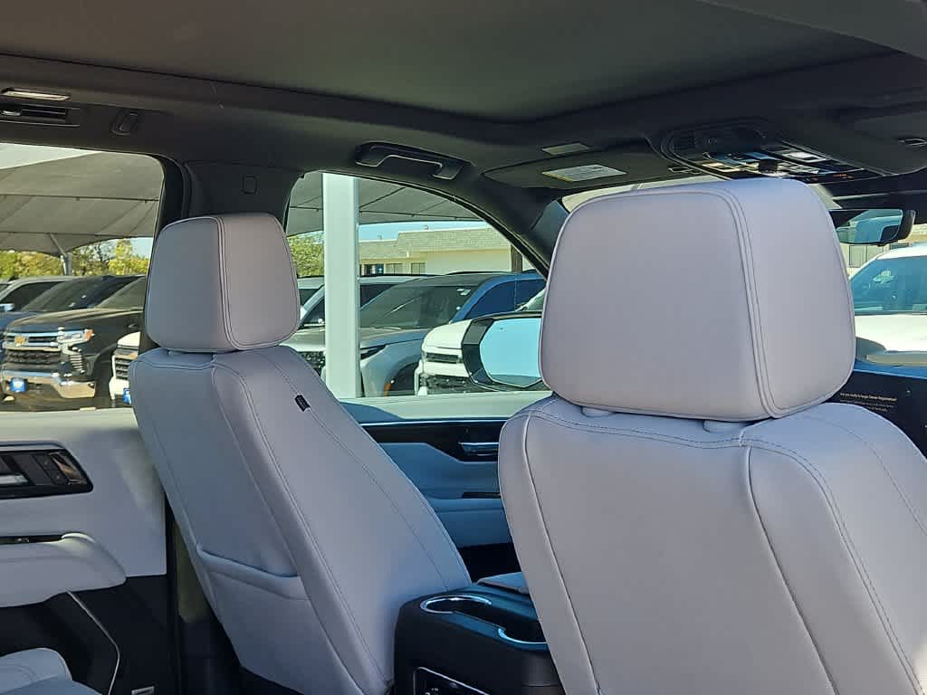 2027 Chevrolet Suburban Premier