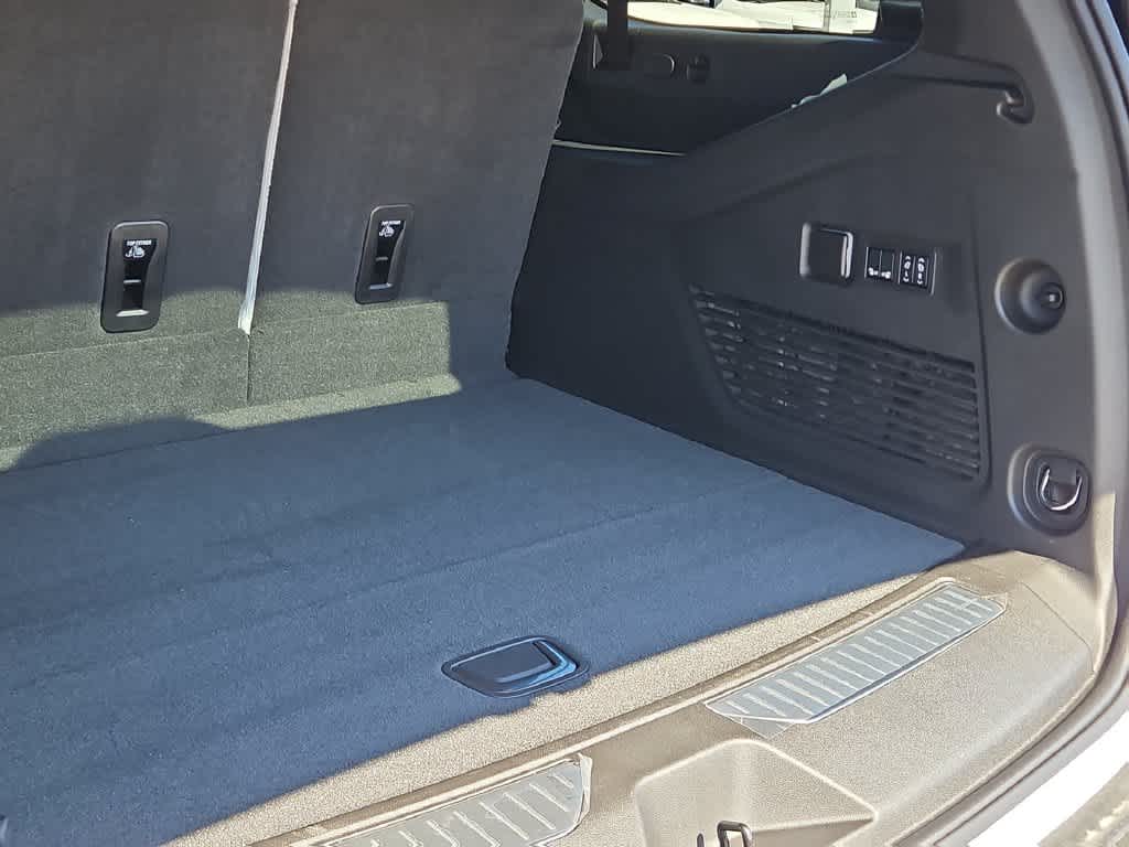 2027 Chevrolet Suburban Premier