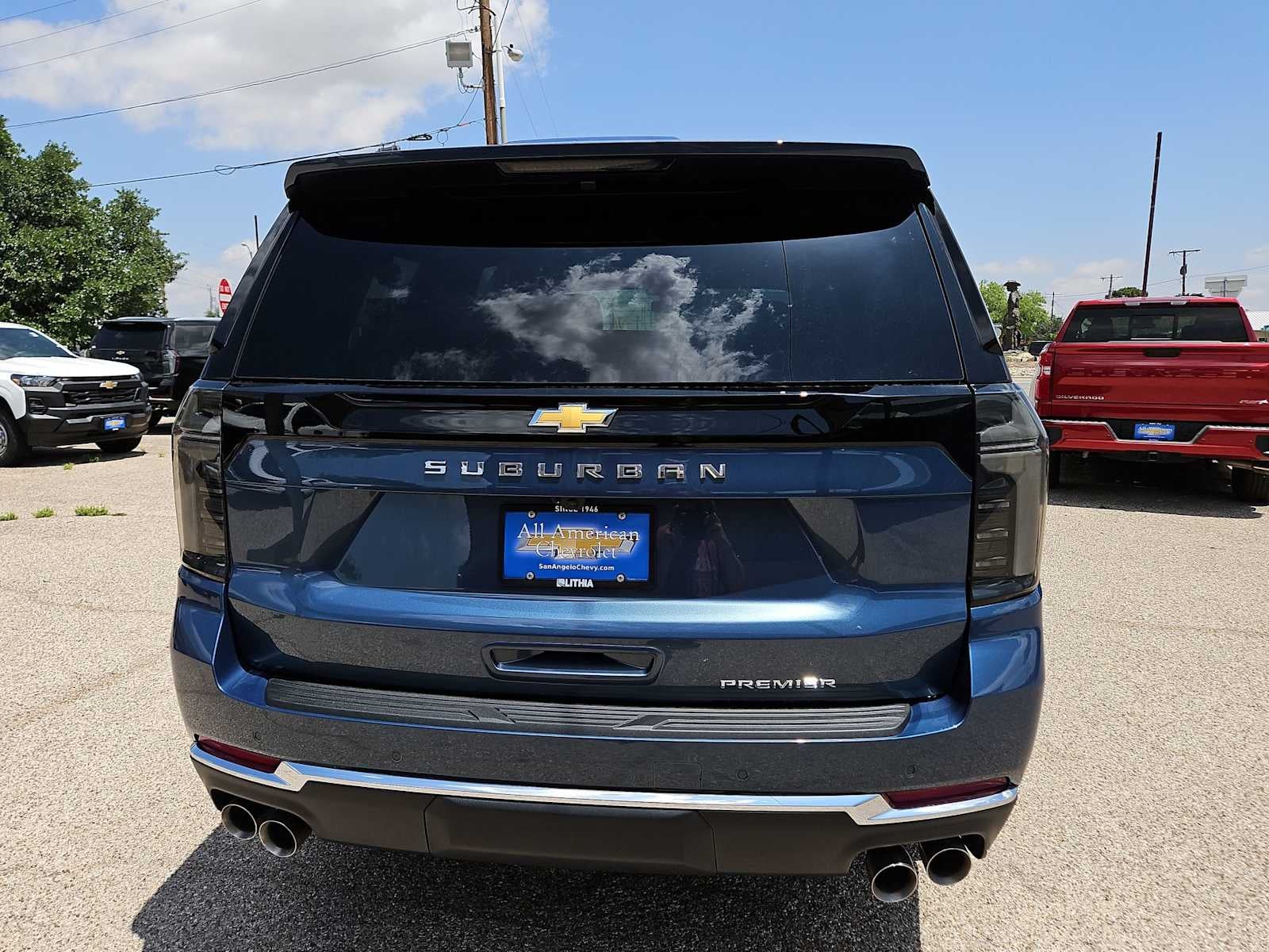 2025 Chevrolet Suburban Premier