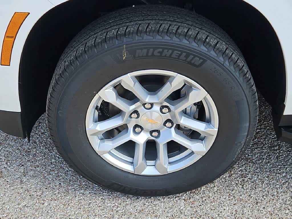2027 Chevrolet Tahoe LS