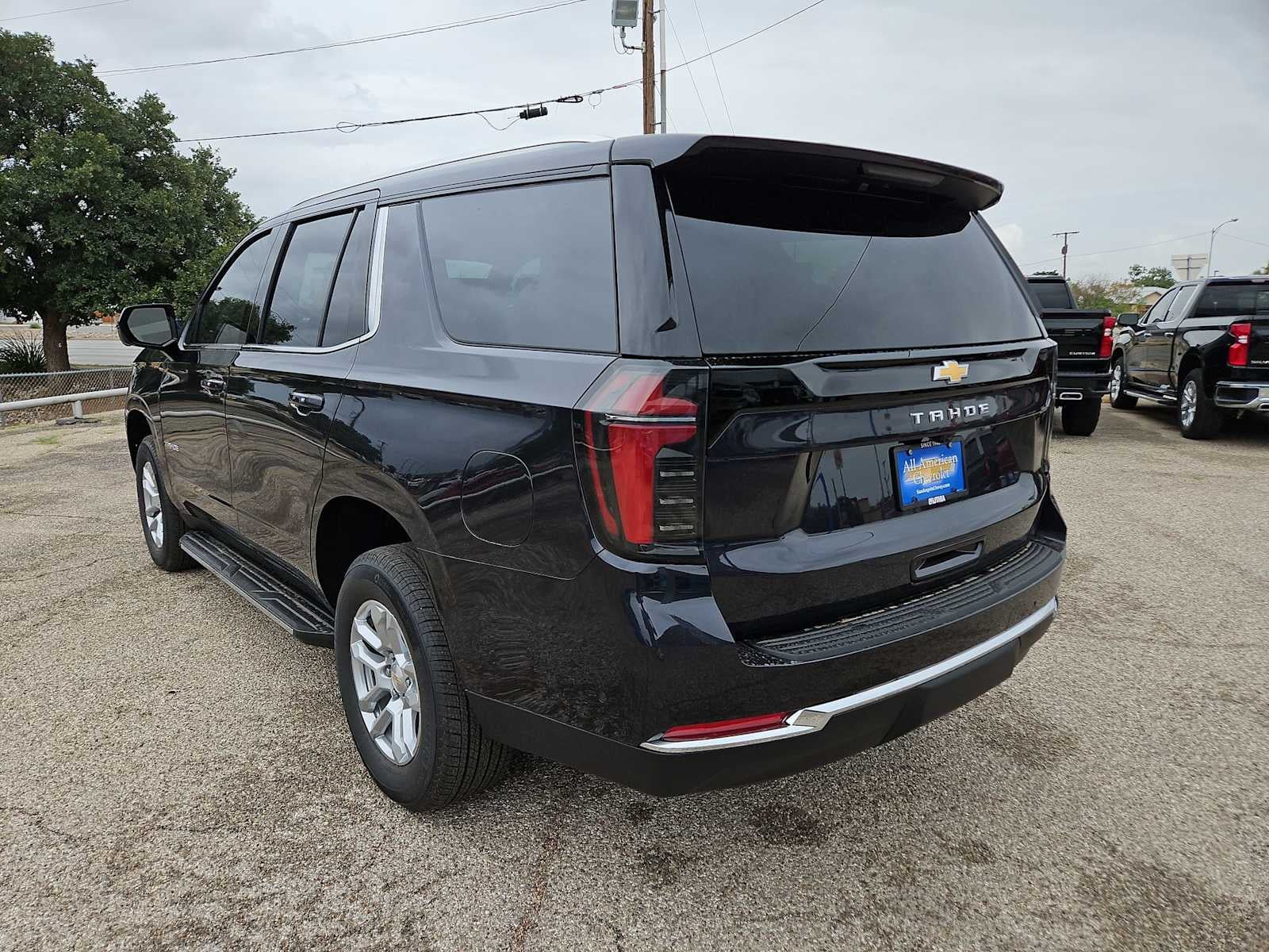 2025 Chevrolet Tahoe LS