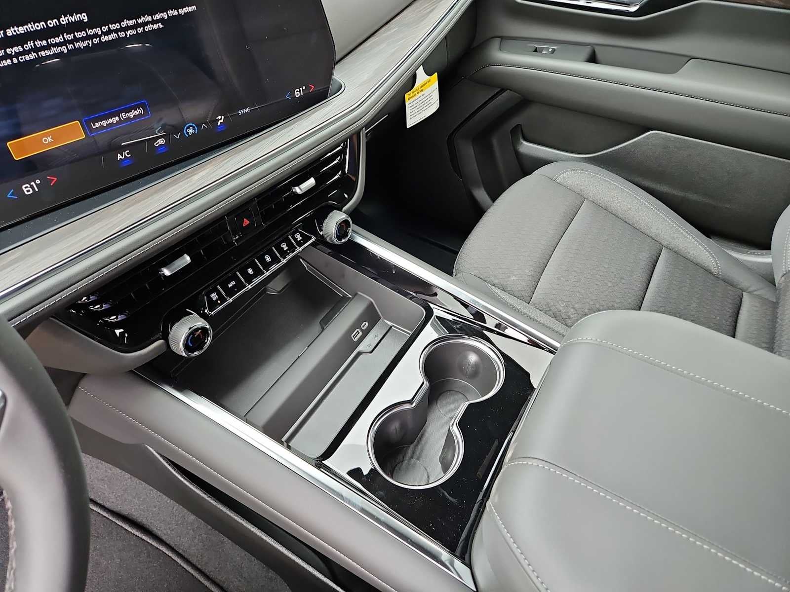 2025 Chevrolet Tahoe LS