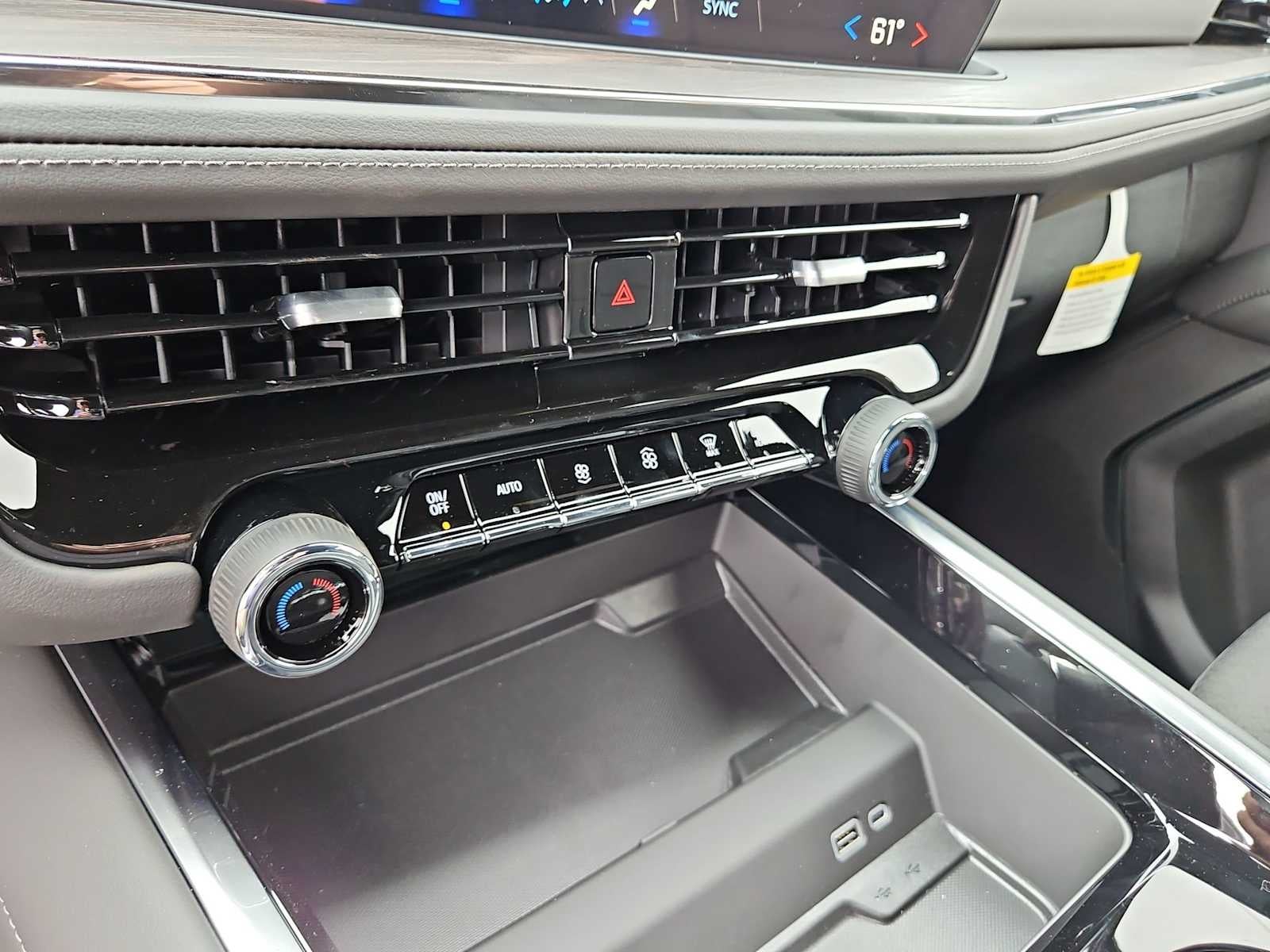 2025 Chevrolet Tahoe LS