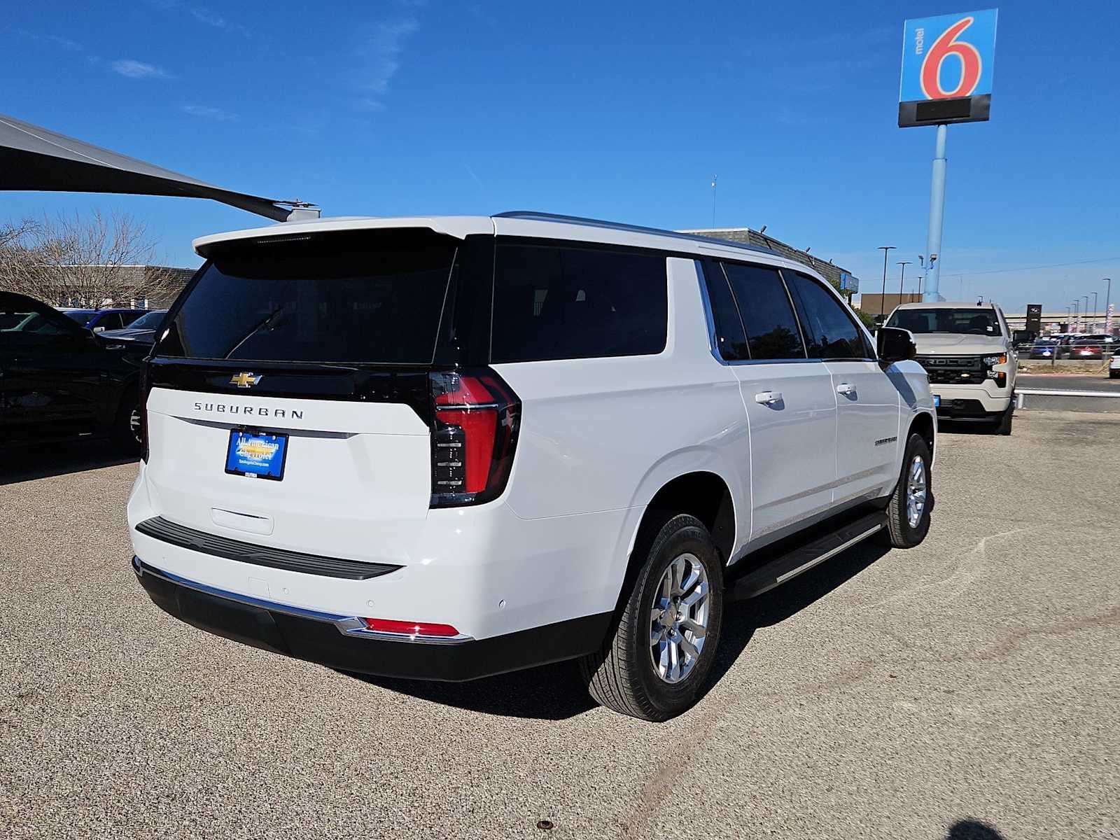 2026 Chevrolet Suburban LS
