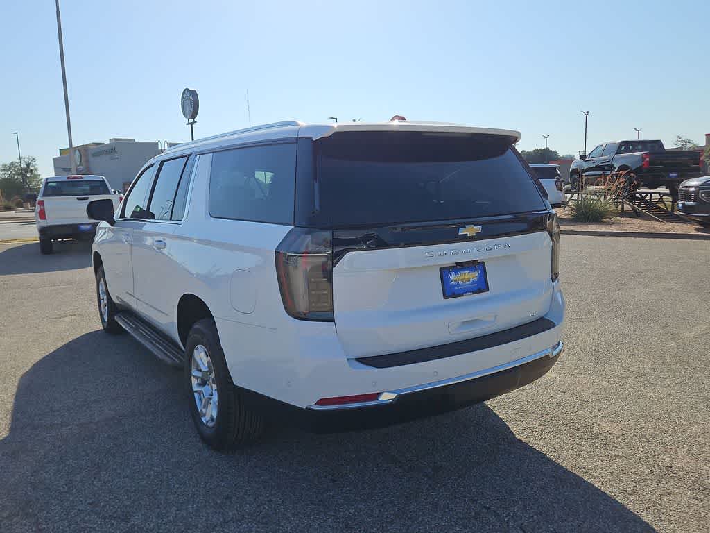 2026 Chevrolet Suburban LT