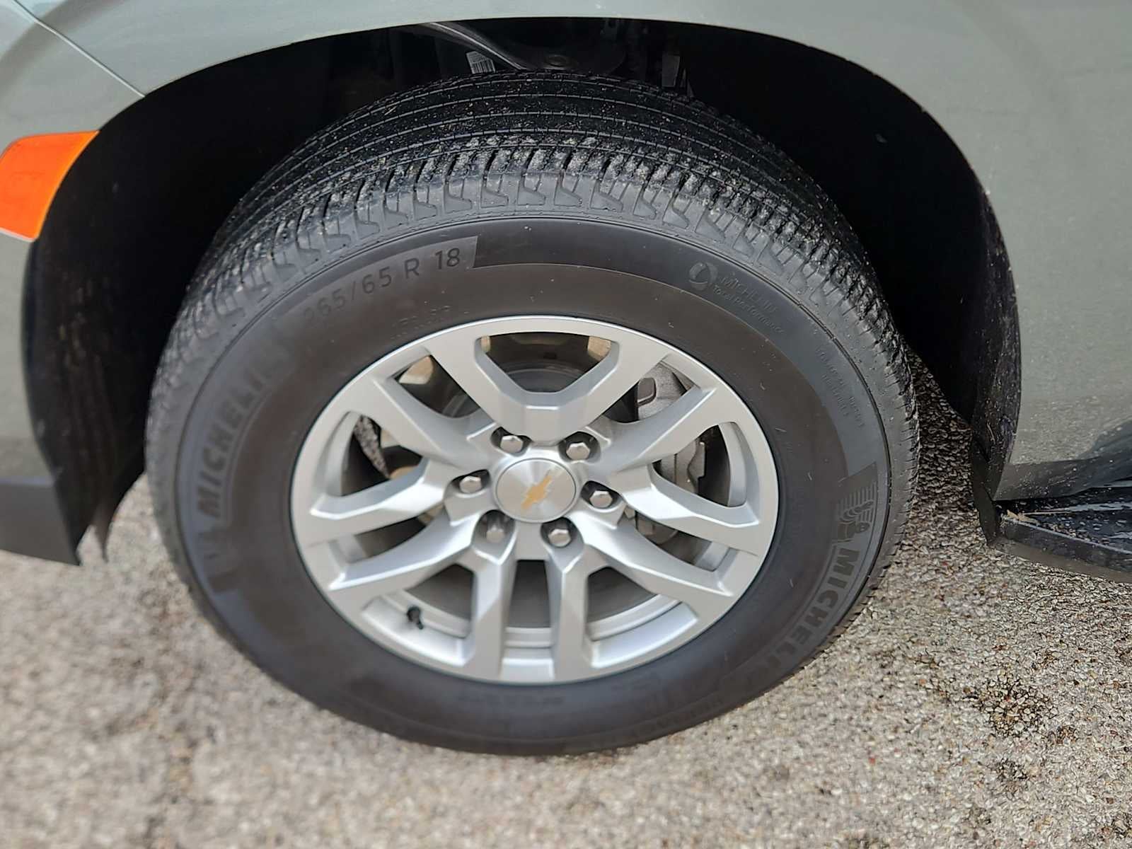 2024 Chevrolet Suburban LS