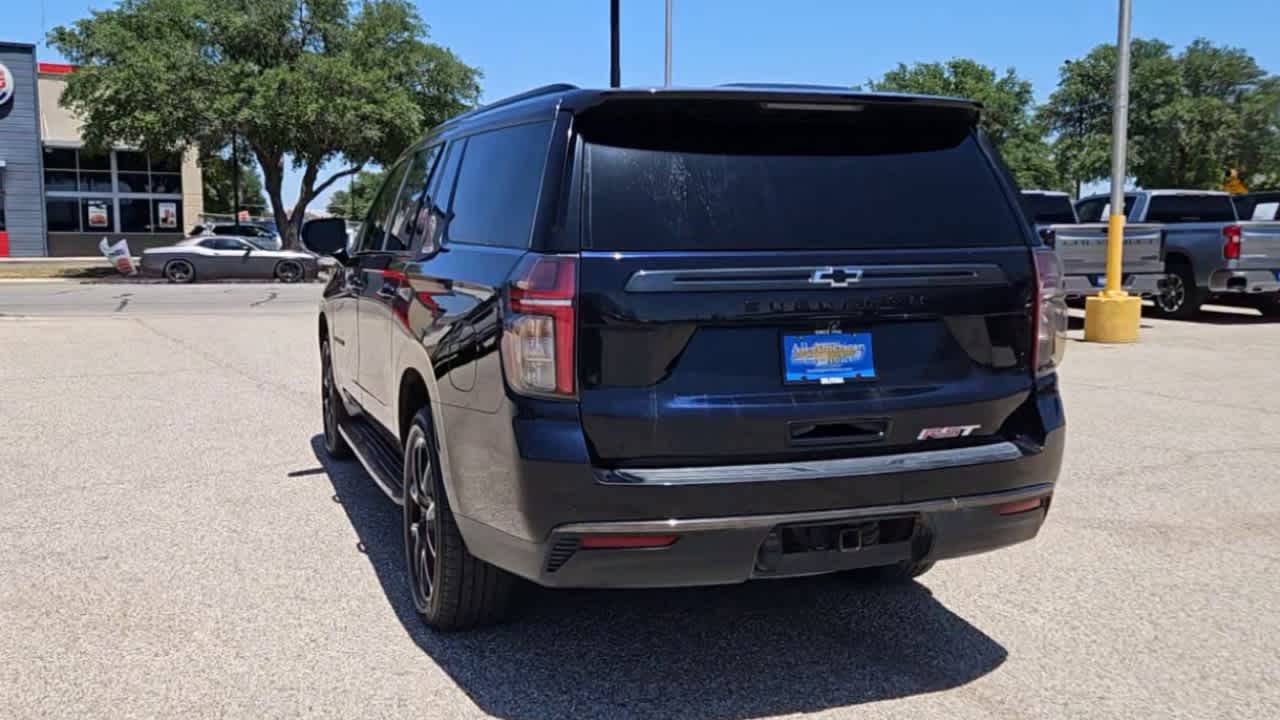 2021 Chevrolet Suburban RST
