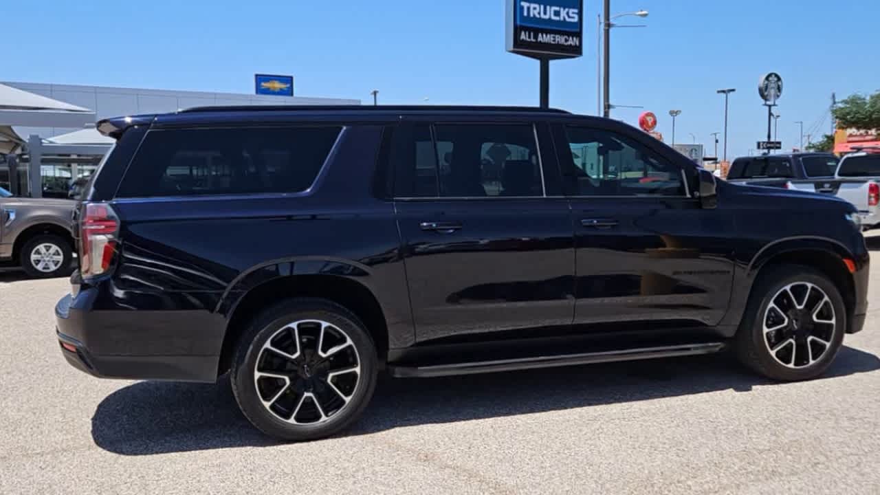 2021 Chevrolet Suburban RST