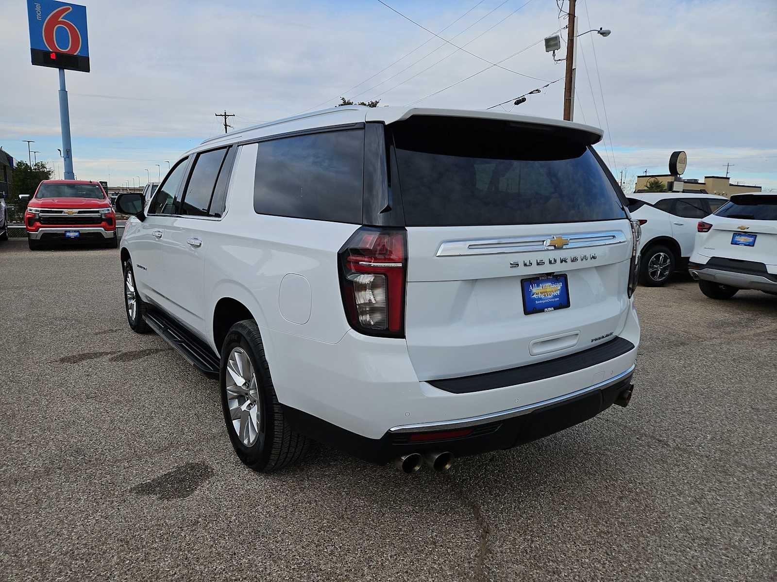 2023 Chevrolet Suburban Premier