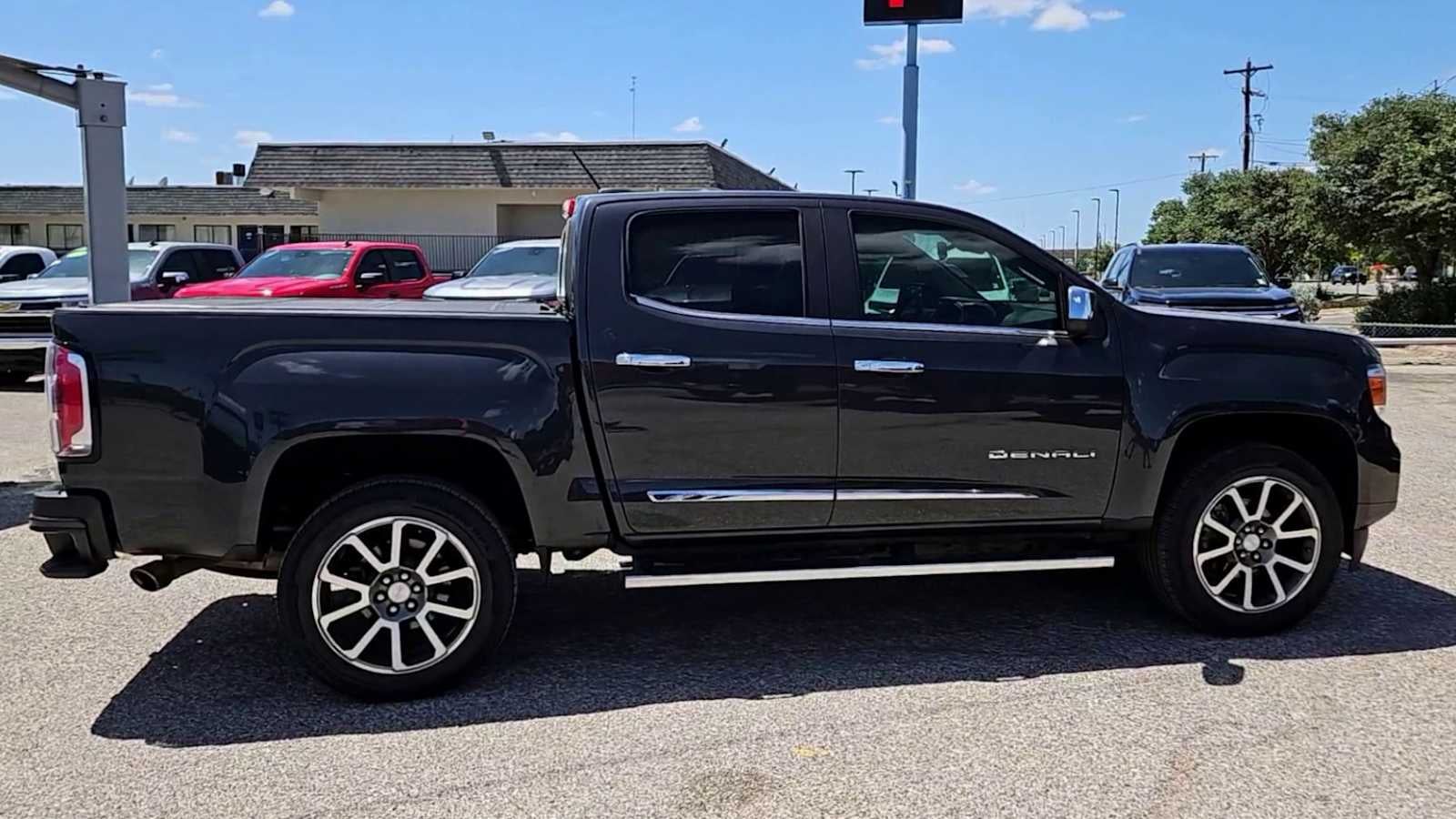 2021 GMC Canyon Denali
