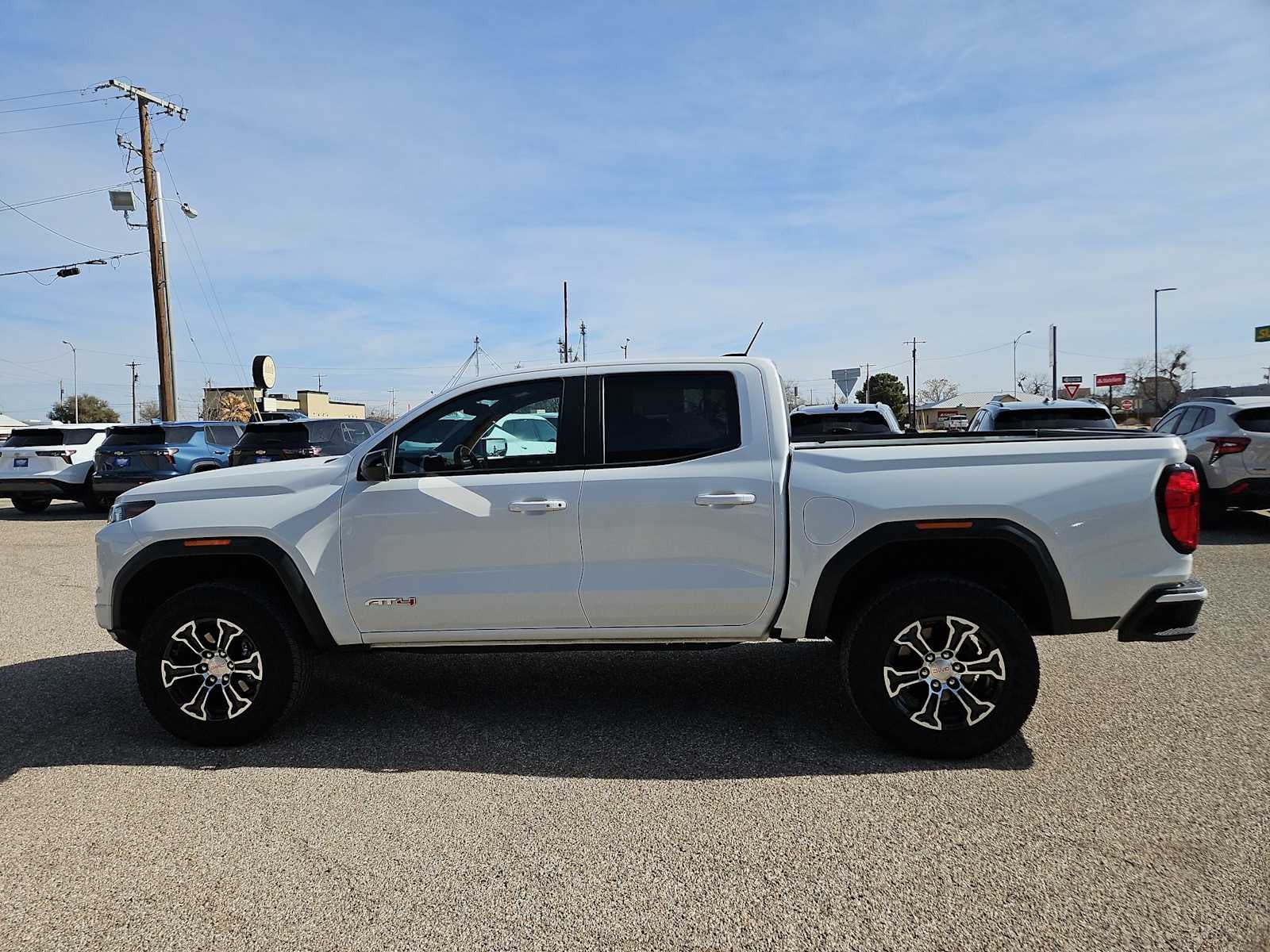 2024 GMC Canyon AT4