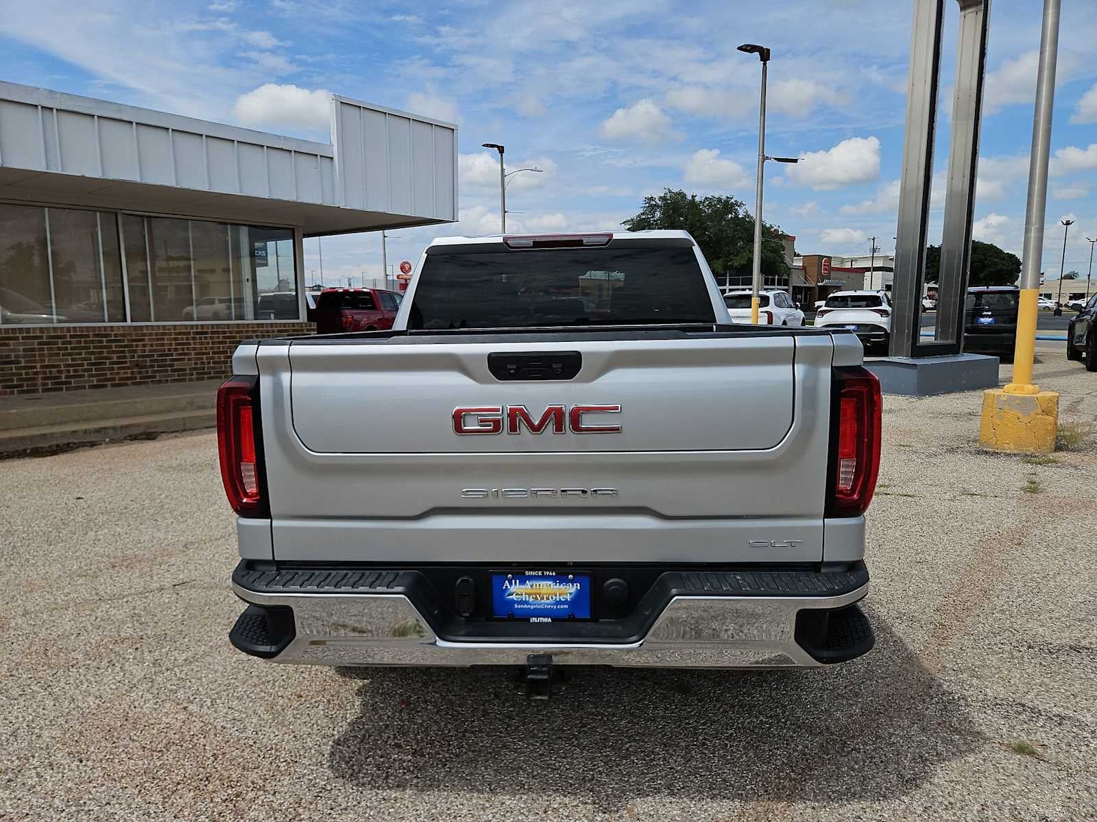 2022 GMC Sierra 1500 SLT