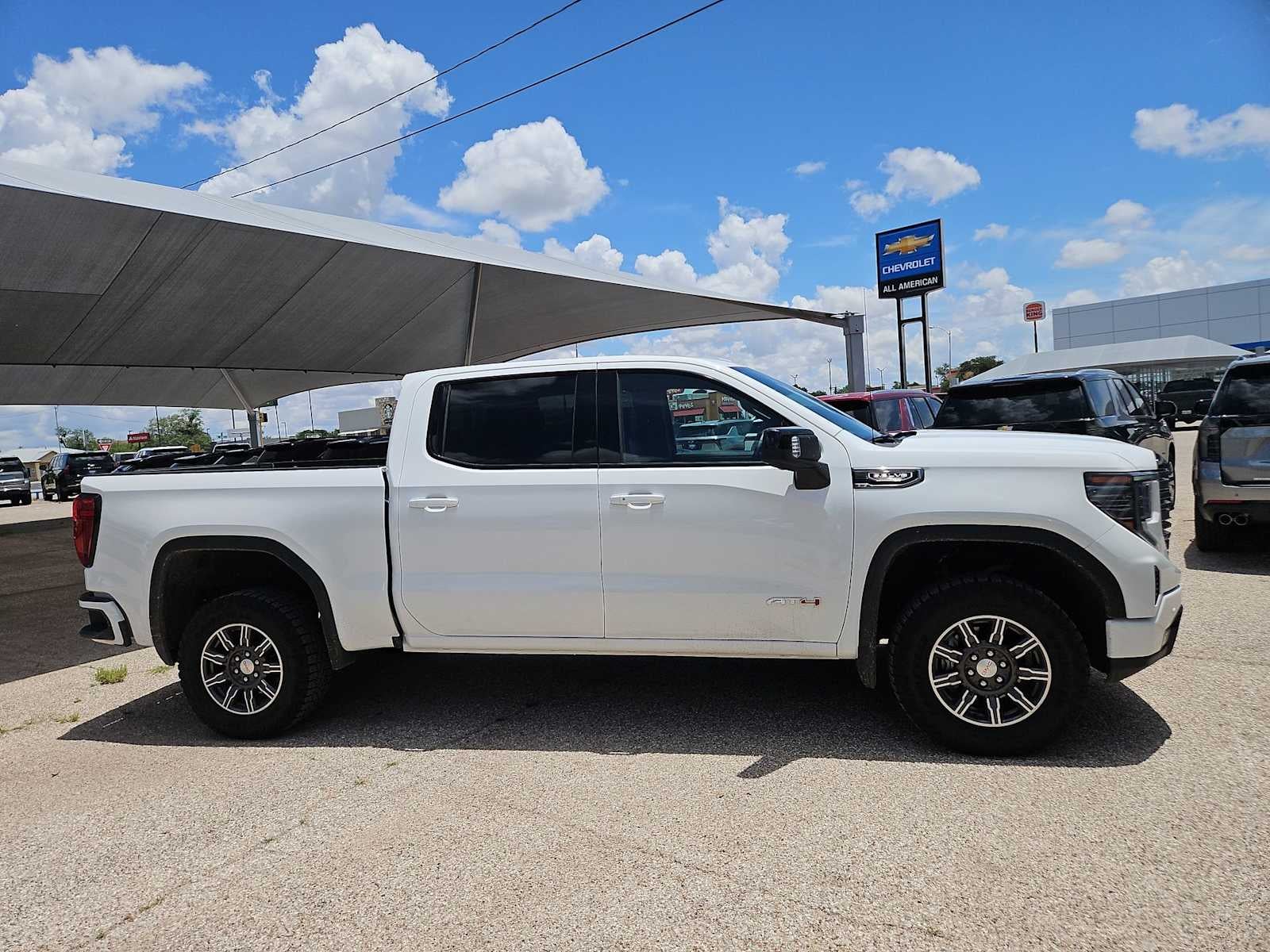 2025 GMC Sierra 1500 AT4