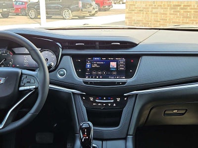 2025 Cadillac XT6 Luxury