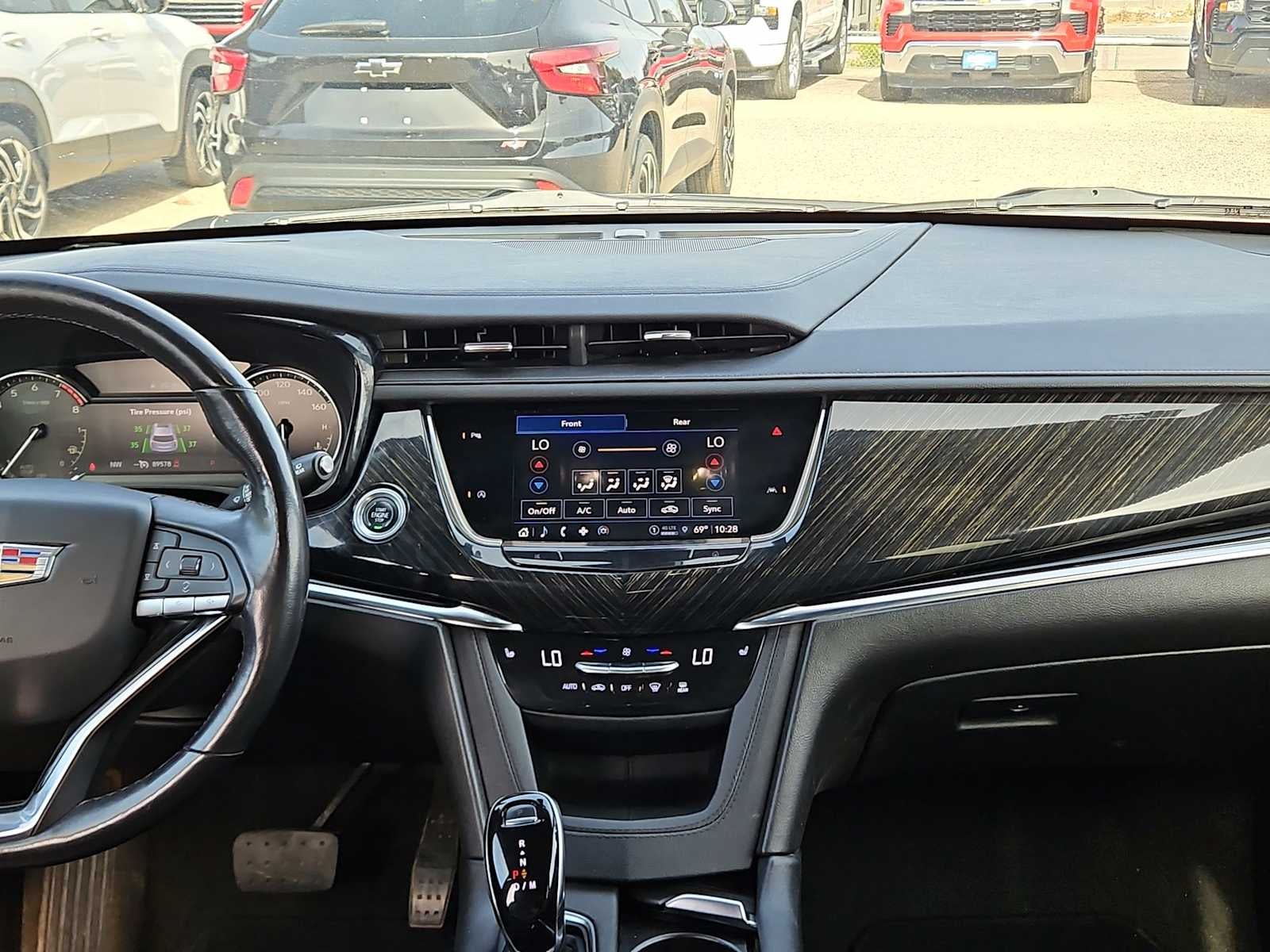 2022 Cadillac XT6 Premium Luxury