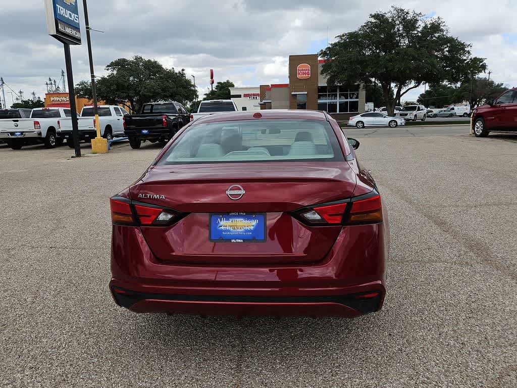2025 Nissan Altima SV