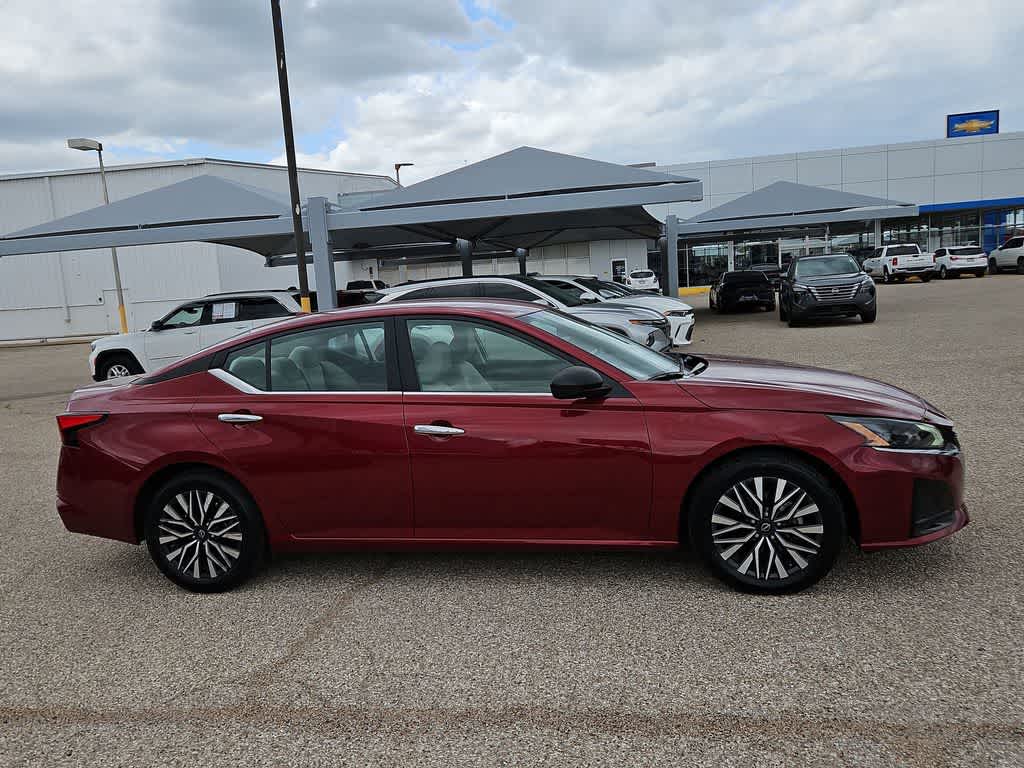 2025 Nissan Altima SV