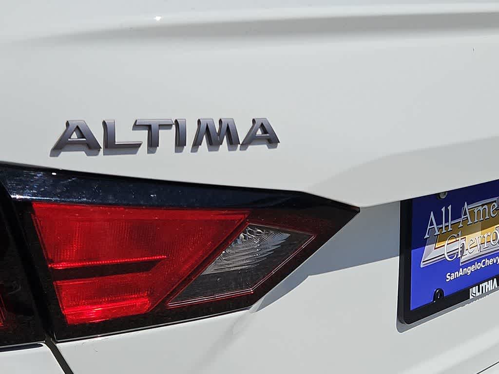 2025 Nissan Altima SV