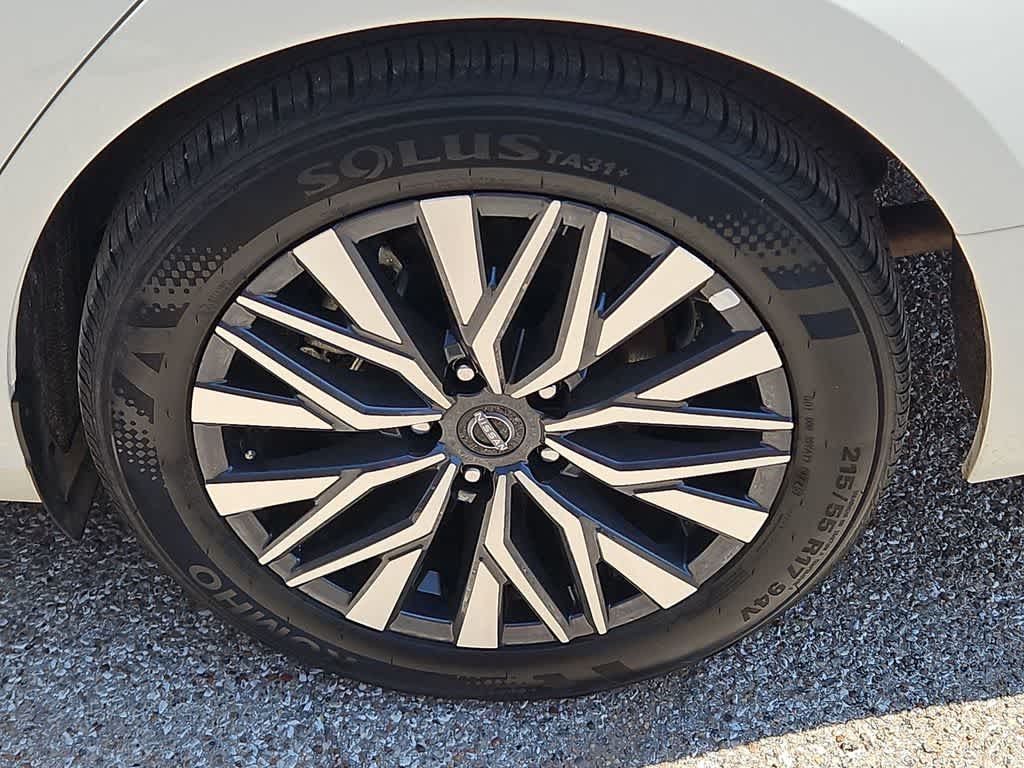 2025 Nissan Altima SV