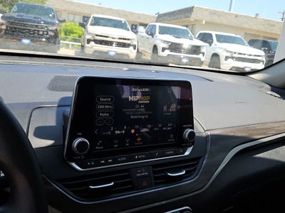 2025 Nissan Altima SV