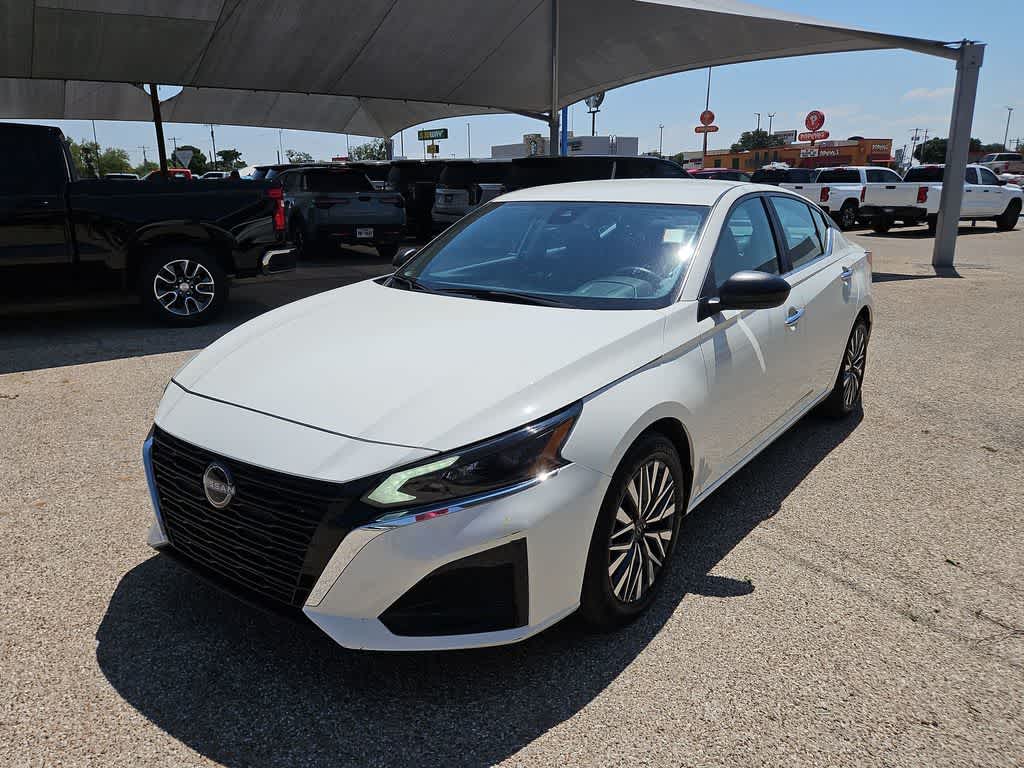 2025 Nissan Altima SV