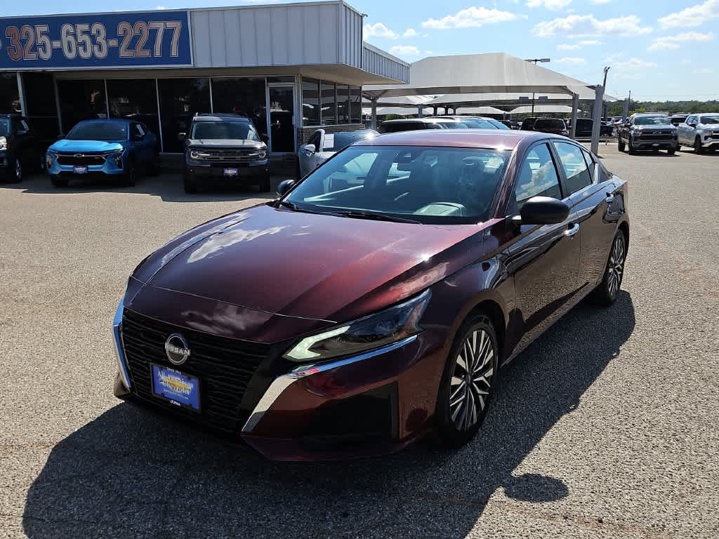 2025 Nissan Altima SV