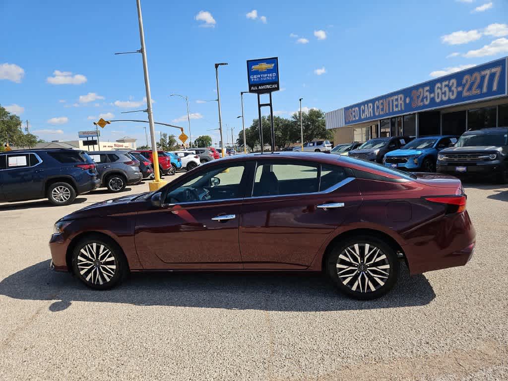 2025 Nissan Altima SV