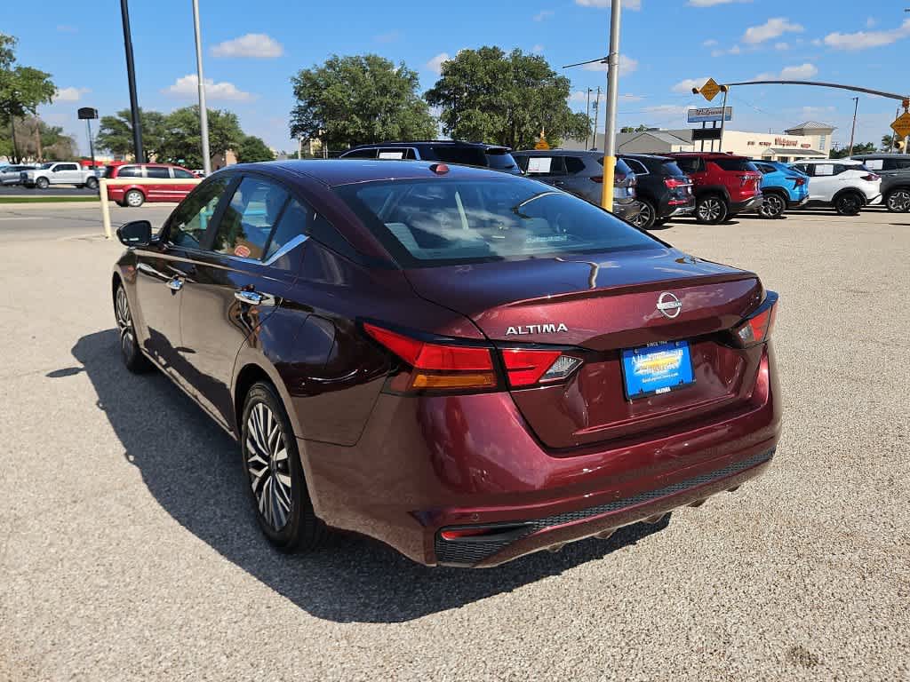 2025 Nissan Altima SV