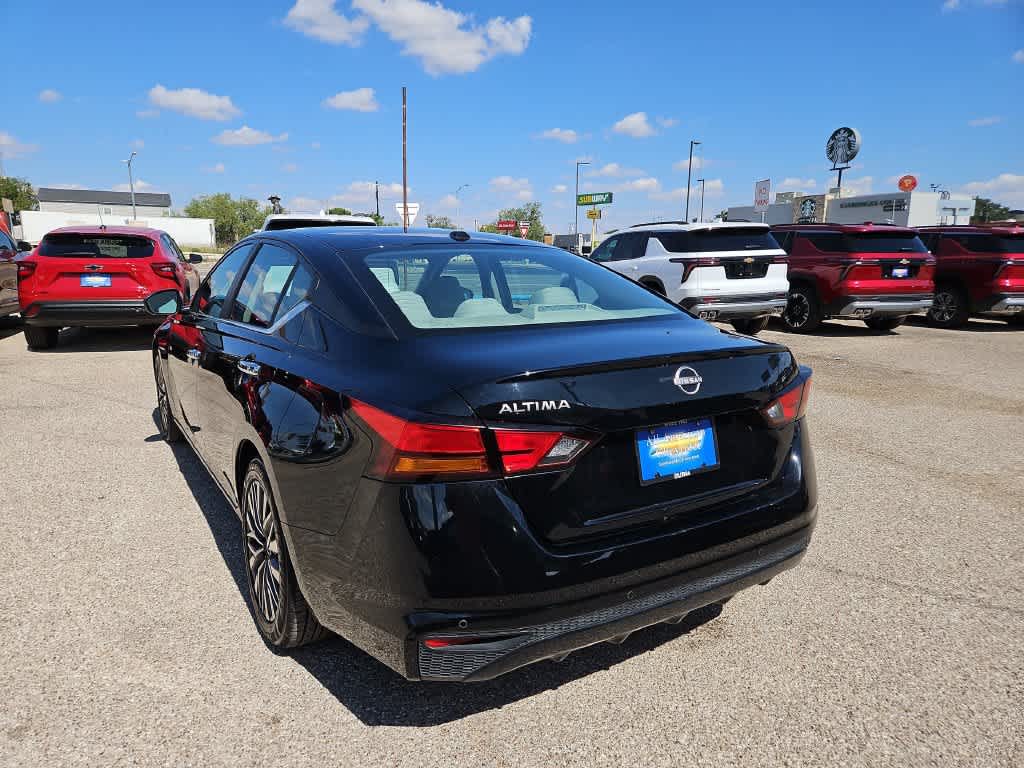 2025 Nissan Altima SV
