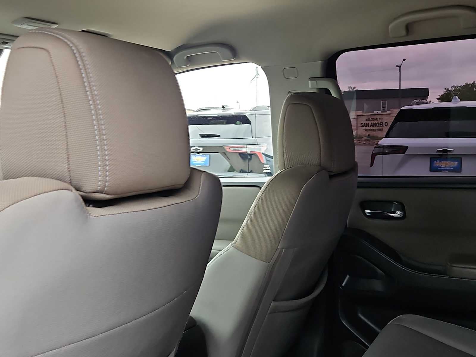 2022 Nissan Frontier SV