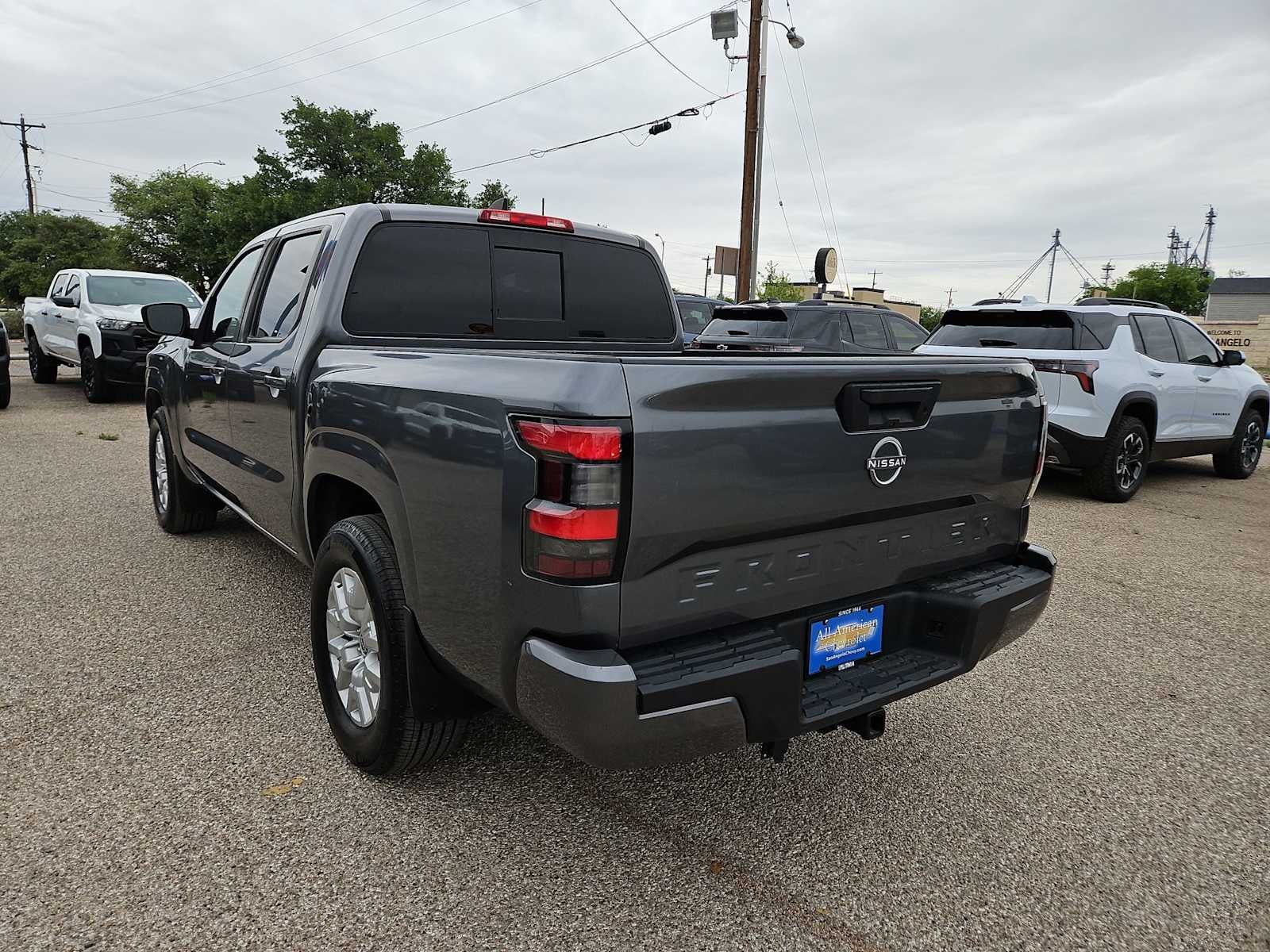 2022 Nissan Frontier SV