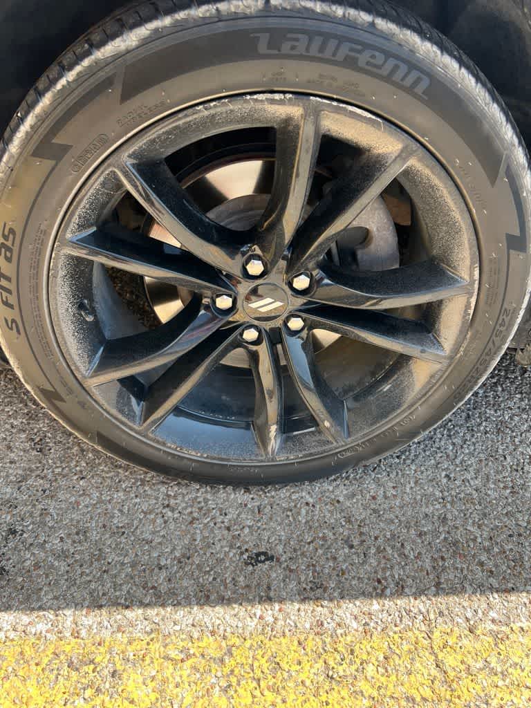 2017 Dodge Challenger SXT Plus