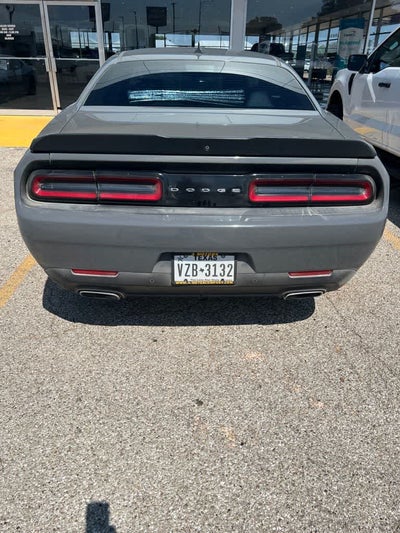 2017 Dodge Challenger SXT Plus
