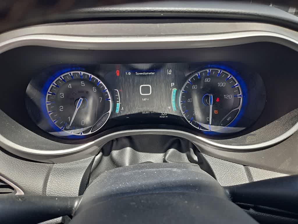 2025 Chrysler Pacifica Select
