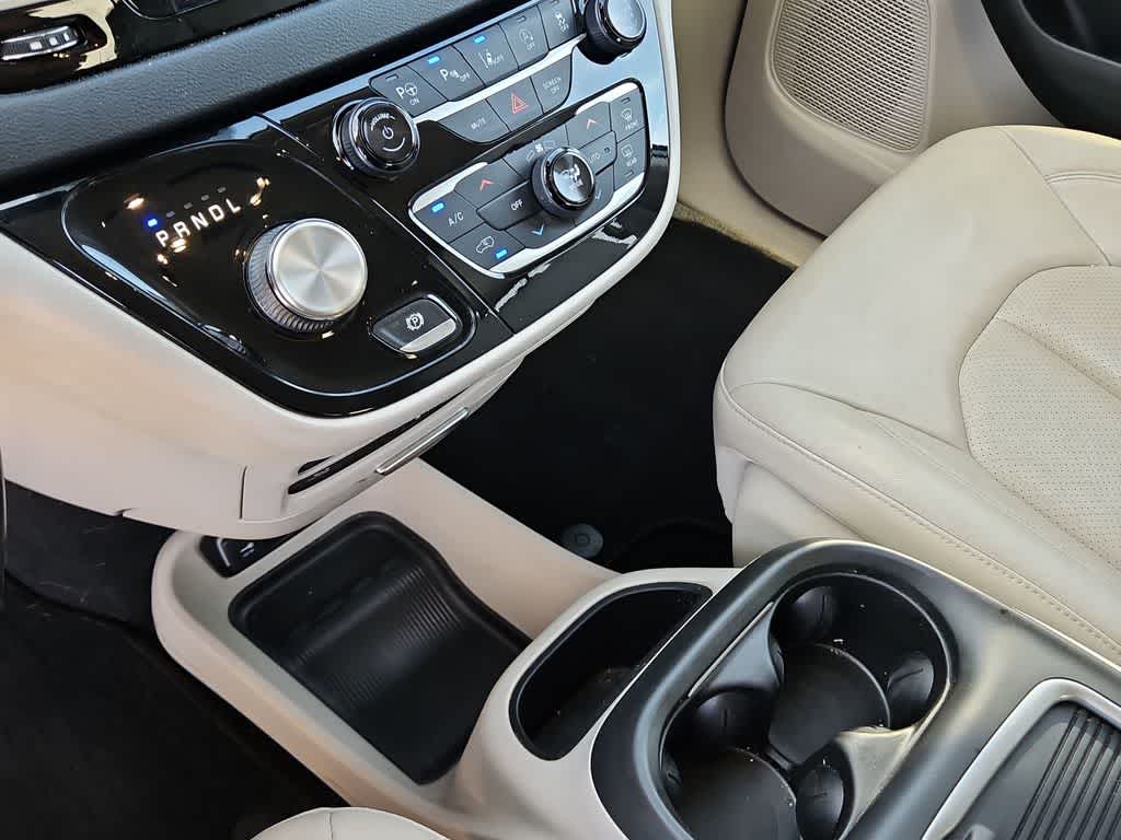 2020 Chrysler Pacifica Touring L Plus