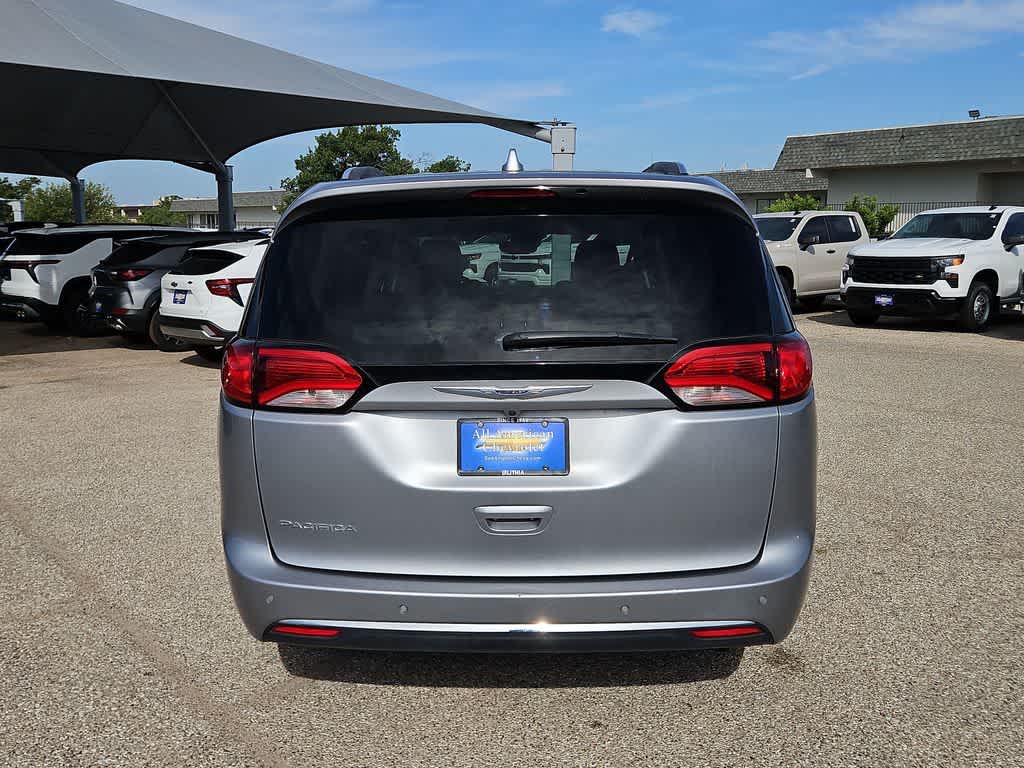 2020 Chrysler Pacifica Touring L Plus