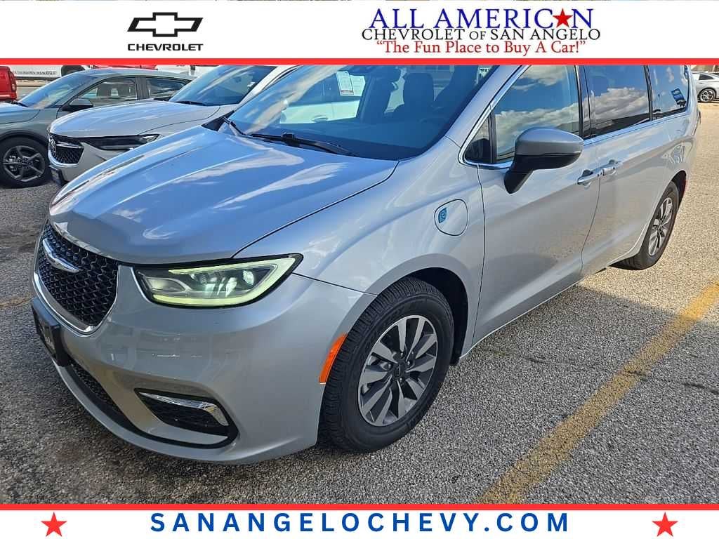2023 Chrysler Pacifica Hybrid Touring L