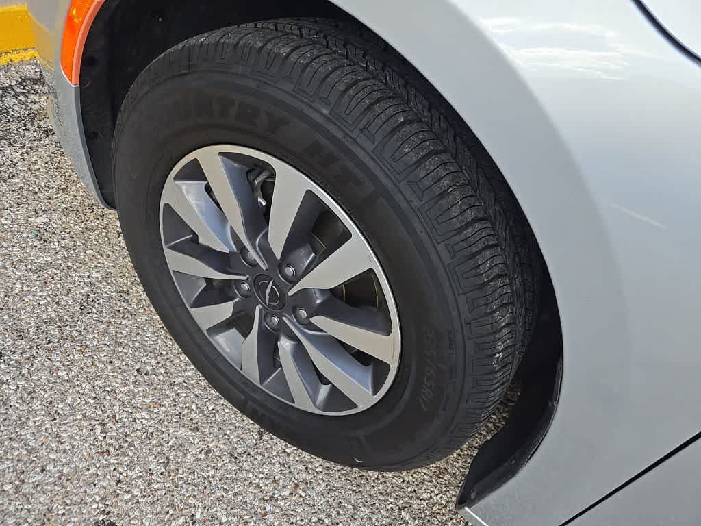 2023 Chrysler Pacifica Hybrid Touring L